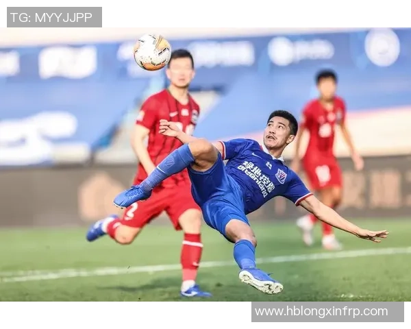 上海足球队团队协作能力显著提升创新高排名引发广泛关注与期待